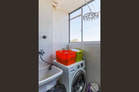 Apartamento à venda com 60m², 2 quartos e 1 vaga Apartamento à venda com 60m², 2 quartos e 1 vagaÁrea de Serviço