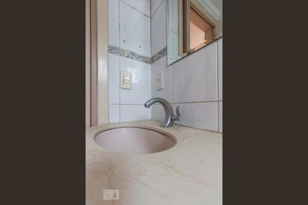Banheiro Social de apartamento à venda com 2 quartos, 62m² em Vila Campestre, São Paulo