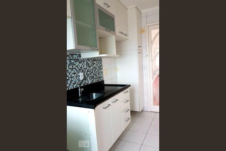 Apartamento à venda com 55m², 2 quartos e 1 vaga Apartamento à venda com 55m², 2 quartos e 1 vagaCozinha