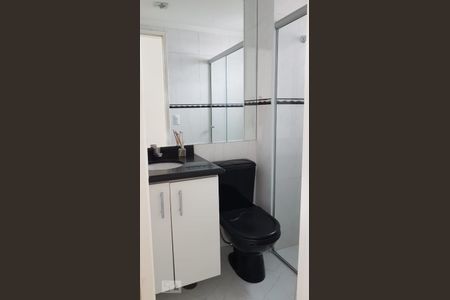 Apartamento à venda com 55m², 2 quartos e 1 vaga Apartamento à venda com 55m², 2 quartos e 1 vagaBanheiro