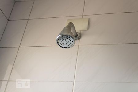 Apartamento para alugar com 180m², 3 quartos e 2 vagas Apartamento para alugar com 180m², 3 quartos e 2 vagasChuveiro