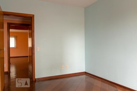 Apartamento para alugar com 180m², 3 quartos e 2 vagas Apartamento para alugar com 180m², 3 quartos e 2 vagasQuarto 3