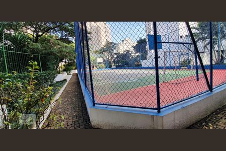 Studio à venda com 45m², 1 quarto e 1 vaga Studio à venda com 45m², 1 quarto e 1 vagaQuadra poliesportiva