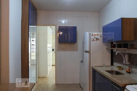 Cozinha de apartamento à venda com 1 quarto, 38m² em Santa Efigênia, São Paulo