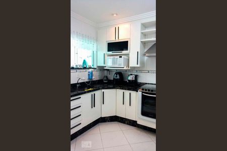 Cozinha de apartamento para alugar com 2 quartos, 58m² em Taboão, São Bernardo do Campo