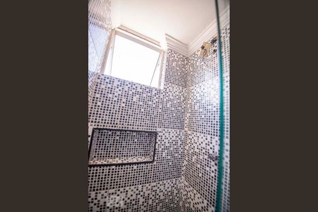 banheiro de apartamento para alugar com 3 quartos, 56m² em Vila Padre Manoel de Nobrega, Campinas