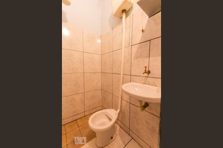 Banheiro Social 2 de casa para alugar com 3 quartos, 203m² em Jardim Leblon, Belo Horizonte