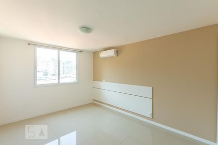 Suite  de apartamento à venda com 2 quartos, 98m² em Santa Rosa, Niterói