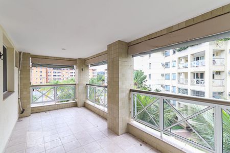 Varanda de apartamento para alugar com 3 quartos, 136m² em Barra da Tijuca, Rio de Janeiro