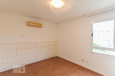 Apartamento para alugar com 136m², 3 quartos e 2 vagas Apartamento para alugar com 136m², 3 quartos e 2 vagasSuíte