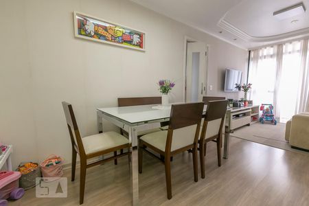 Apartamento à venda com 64m², 2 quartos e 2 vagasSala