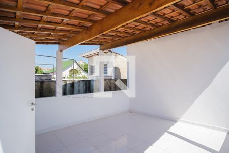 Casa para alugar com 75m², 2 quartos e 1 vagaÁrea de Serviço