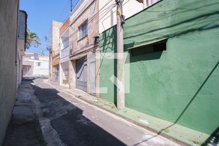 Casa para alugar com 75m², 2 quartos e 1 vagaÁrea comum