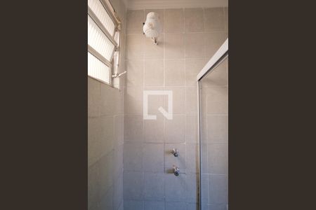 Banheiro da Suíte de casa para alugar com 2 quartos, 75m² em Vila Carrão, São Paulo
