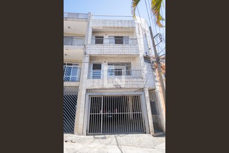 Fachada de casa para alugar com 2 quartos, 75m² em Vila Carrão, São Paulo