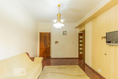 Apartamento para alugar com 120m², 3 quartos e sem vaga Apartamento para alugar com 120m², 3 quartos e sem vagaSala