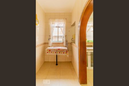 Apartamento para alugar com 120m², 3 quartos e sem vaga Apartamento para alugar com 120m², 3 quartos e sem vagaCozinha
