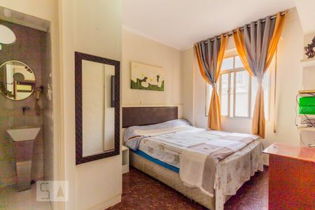 Apartamento para alugar com 120m², 3 quartos e sem vaga Apartamento para alugar com 120m², 3 quartos e sem vagaSuíte