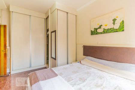 Suíte de apartamento para alugar com 3 quartos, 120m² em Vila Buarque, São Paulo