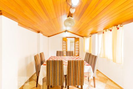 Apartamento para alugar com 120m², 3 quartos e sem vaga Apartamento para alugar com 120m², 3 quartos e sem vagaSala de Jantar