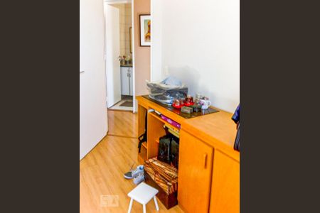 Quarto 1 de apartamento para alugar com 2 quartos, 48m² em Vila Constança, São Paulo