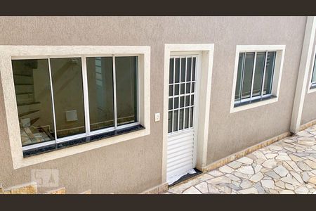 Casa de condomínio à venda com 80m², 3 quartos e 1 vagaFachada