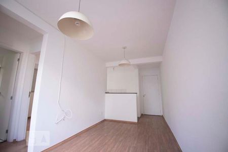 sala de apartamento para alugar com 2 quartos, 48m² em Loteamento Parque São Martinho, Campinas