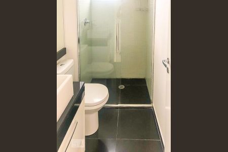 Banheiro Suíte de apartamento para alugar com 2 quartos, 84m² em Pinheiros, São Paulo