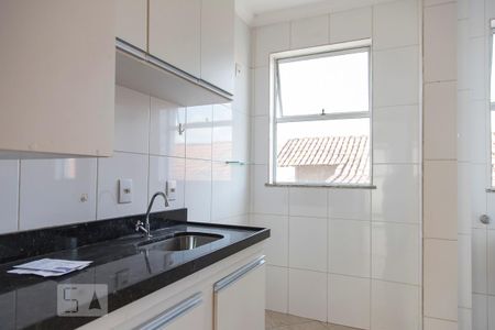 Cozinha de apartamento para alugar com 3 quartos, 82m² em Padre Eustáquio, Belo Horizonte