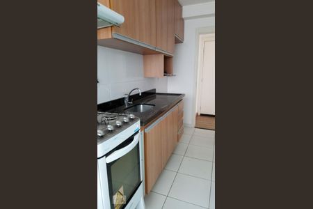 Cozinha de apartamento para alugar com 2 quartos, 45m² em Jardim Peri, São Paulo