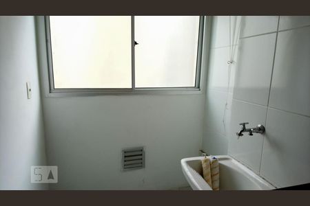 Área de Serviço de apartamento para alugar com 2 quartos, 45m² em Jardim Peri, São Paulo