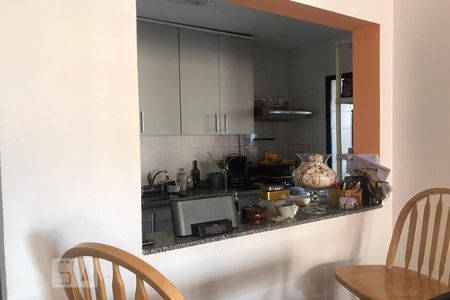 Cozinha de apartamento à venda com 2 quartos, 59m² em Aclimação, São Paulo