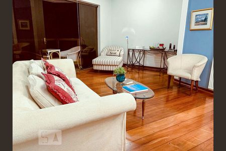 Apartamento à venda com 125m², 3 quartos e 2 vagasSala