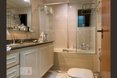 Apartamento à venda com 125m², 3 quartos e 2 vagasSuíte