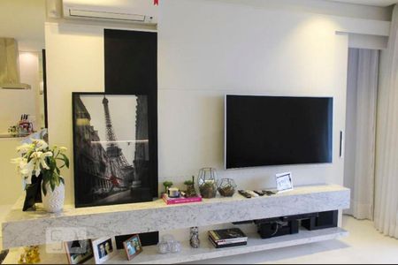 Sala de apartamento para alugar com 1 quarto, 78m² em Vila Nova Conceição, São Paulo