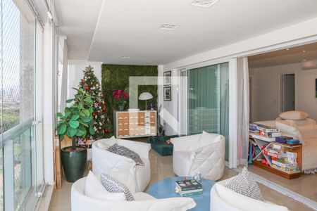 Varanda da Sala de apartamento para alugar com 4 quartos, 241m² em Água Branca, São Paulo