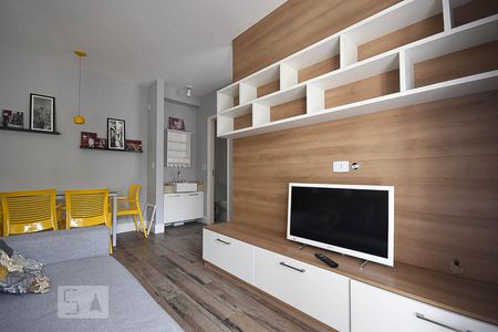 Sala de Tv de apartamento à venda com 1 quarto, 38m² em Vila Andrade, São Paulo