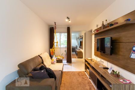 Sala de apartamento para alugar com 2 quartos, 51m² em Paraisópolis, São Paulo