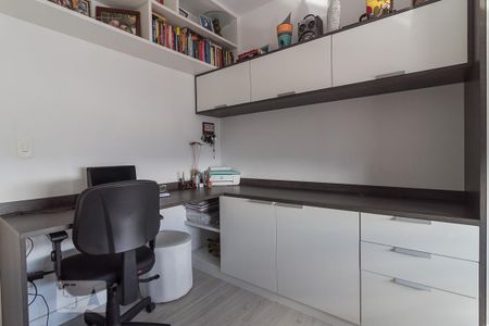 Apartamento à venda com 101m², 3 quartos e 2 vagasEscritório