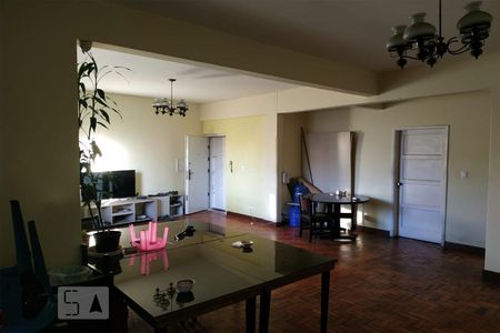 Apartamento à venda com 130m², 2 quartos e sem vagaSala