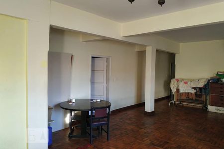 Apartamento à venda com 130m², 2 quartos e sem vagaSala