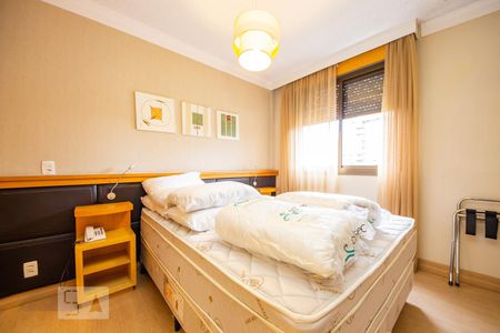 Quarto  de apartamento à venda com 1 quarto, 36m² em Rio Branco, Porto Alegre