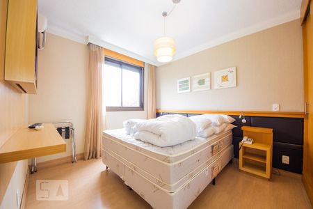 Quarto  de apartamento à venda com 1 quarto, 36m² em Rio Branco, Porto Alegre