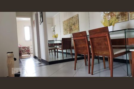 Apartamento à venda com 77m², 3 quartos e sem vagaSala