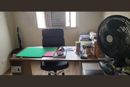 Apartamento à venda com 77m², 3 quartos e sem vagaEscritório