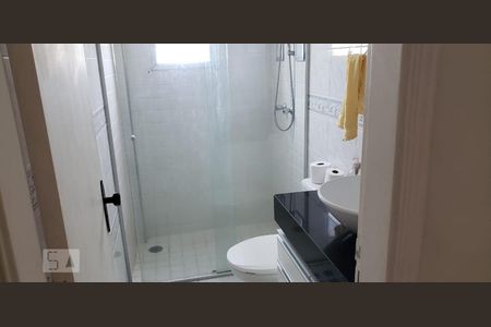 Apartamento à venda com 77m², 3 quartos e sem vagaBanheiro