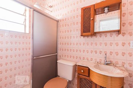 Banheiro de apartamento à venda com 1 quarto, 34m² em Partenon, Porto Alegre