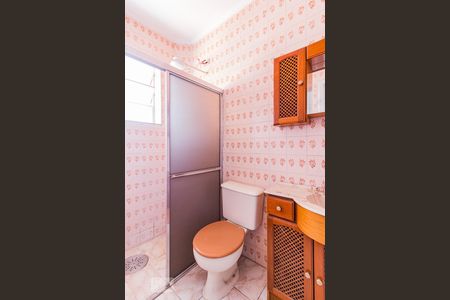 Banheiro de apartamento à venda com 1 quarto, 34m² em Partenon, Porto Alegre