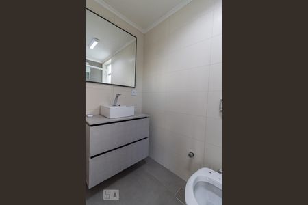 Banheiro de apartamento à venda com 2 quartos, 80m² em Boa Vista, Porto Alegre