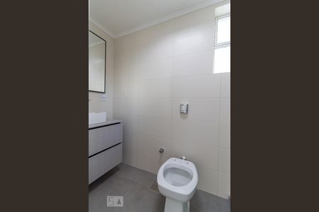 Banheiro de apartamento à venda com 2 quartos, 80m² em Boa Vista, Porto Alegre